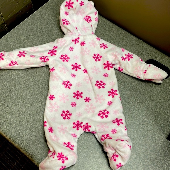 Warm, soft, and cozy footed hoodie sleeper - Picture 3 of 3